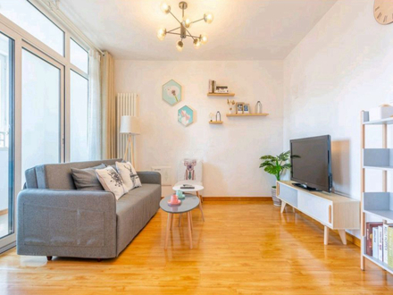 石老人海尔路汽车东站地铁2号线靠近金狮广场