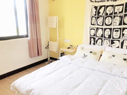 依山而建 石浦民宿 简约双人房