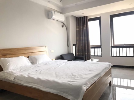 诸暨市万达广场/阳光大床房/近客运中心