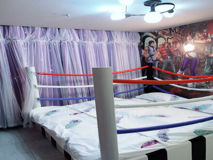 武汉站 拳击主题电动床