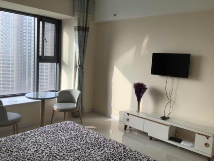 开元路与团结大街交叉口北行50米 恒大城民宿