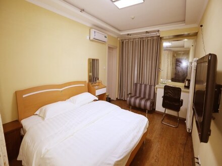 淮安万达广场浪漫情侣大床房