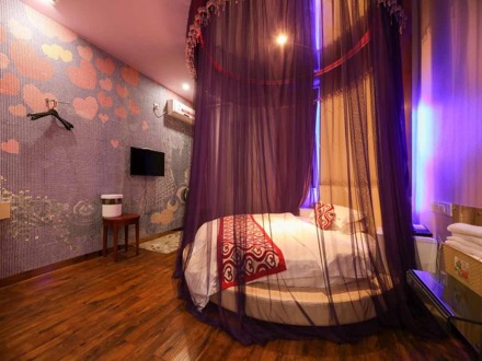 宁波大学主题木桶水床