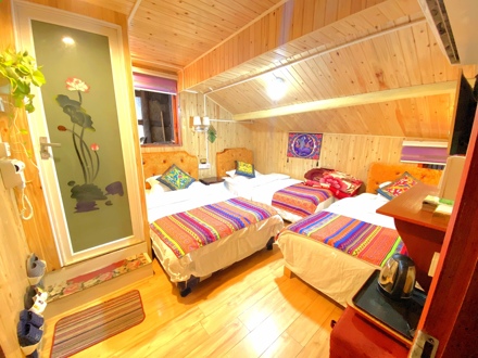 阆中古城亲友民族风民宿 三人间